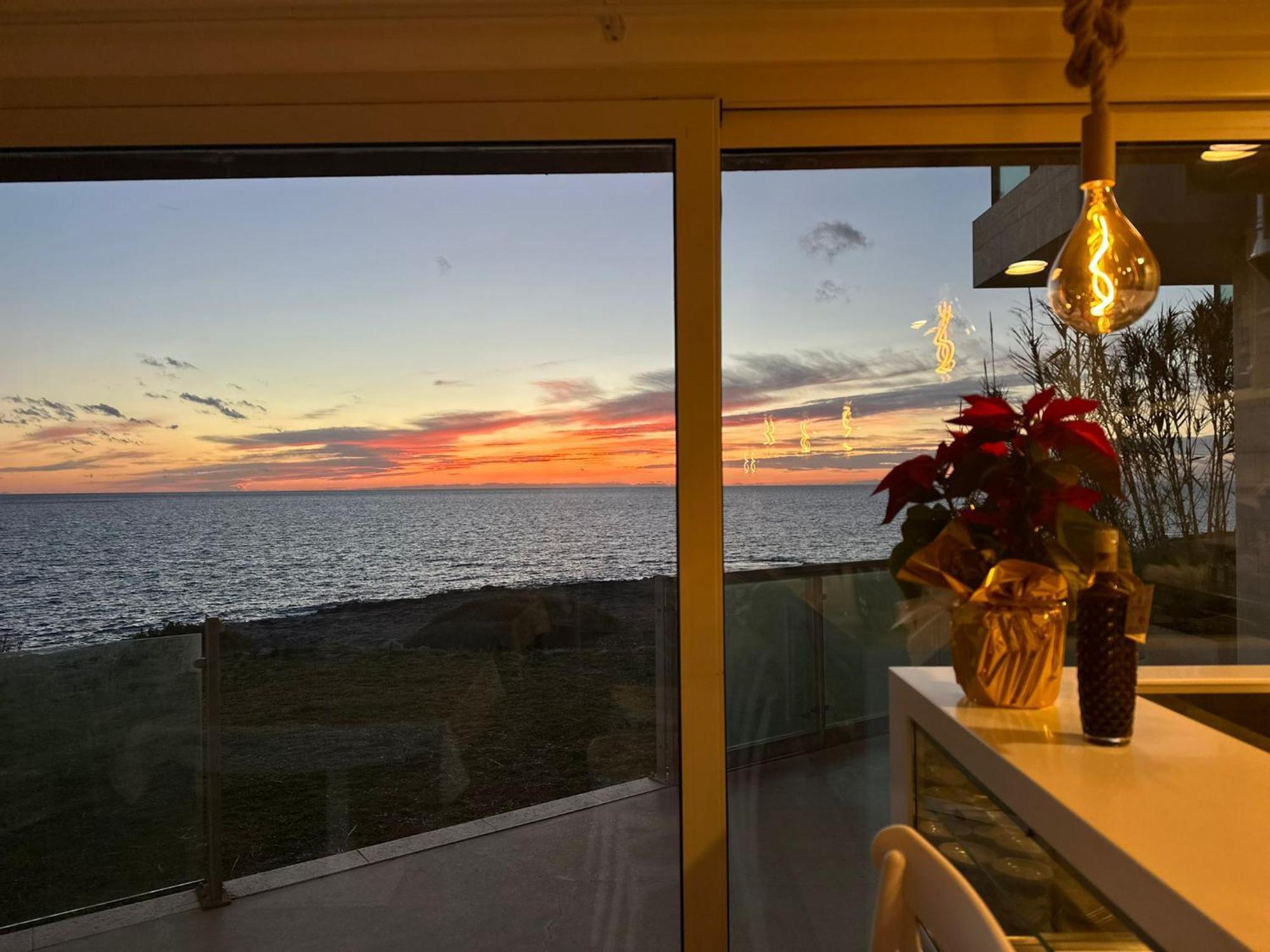 Preferisco B&B E Trattoria Sul Mare Torre Suda Bagian luar foto